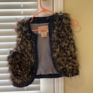 Buckle vests. Good condition.